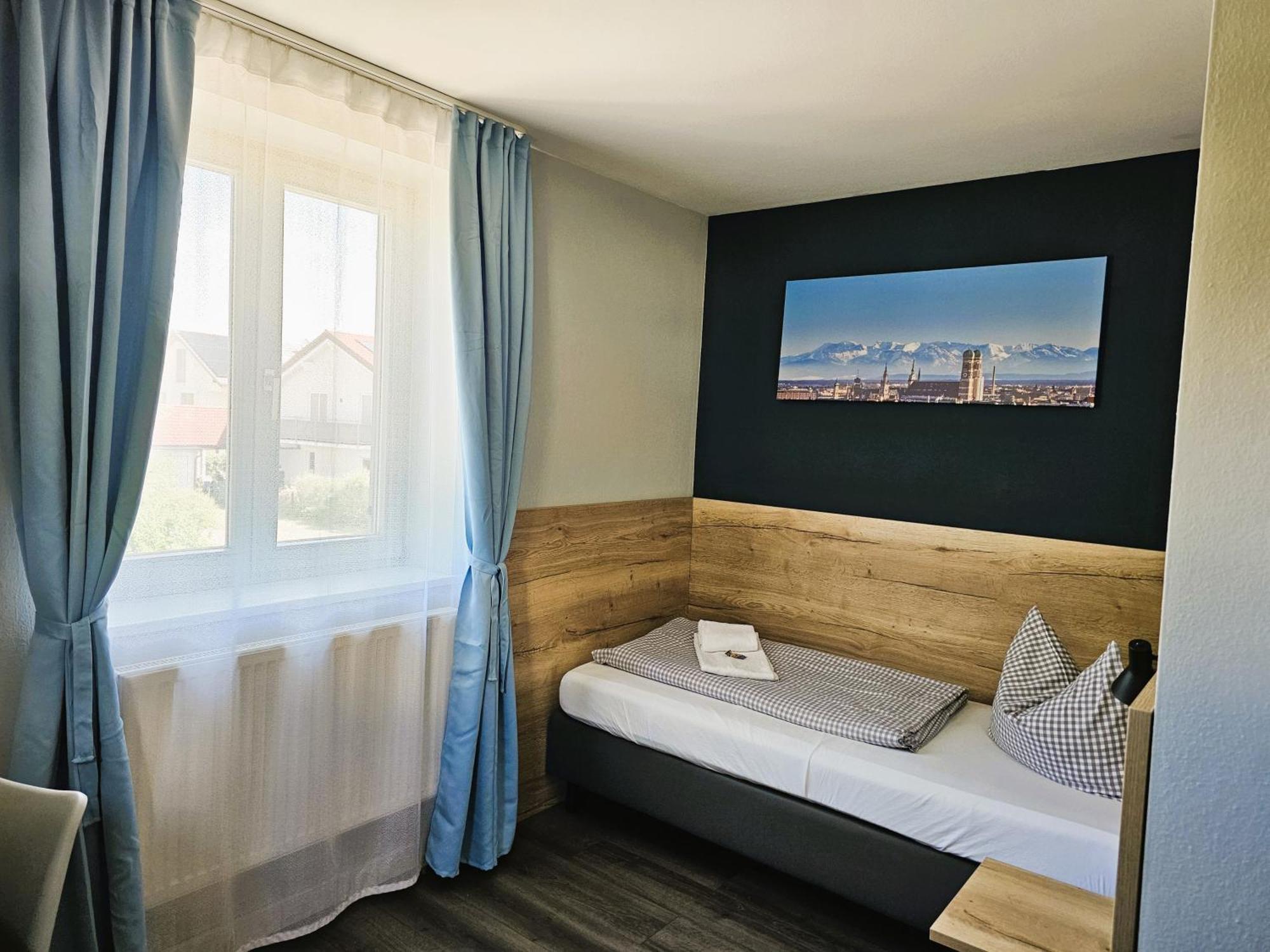 Novitel Pension Pliening - Muenchen Messe Luaran gambar